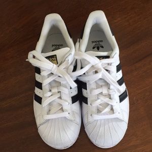 Adidas Superstar classic sneakers